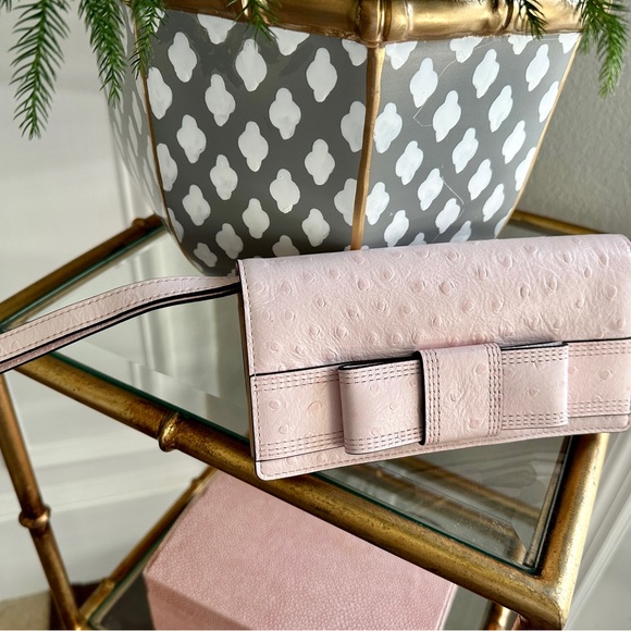 Kate Spade Leather Pink Bow Wristlet Wallet - Picture 1 of 7